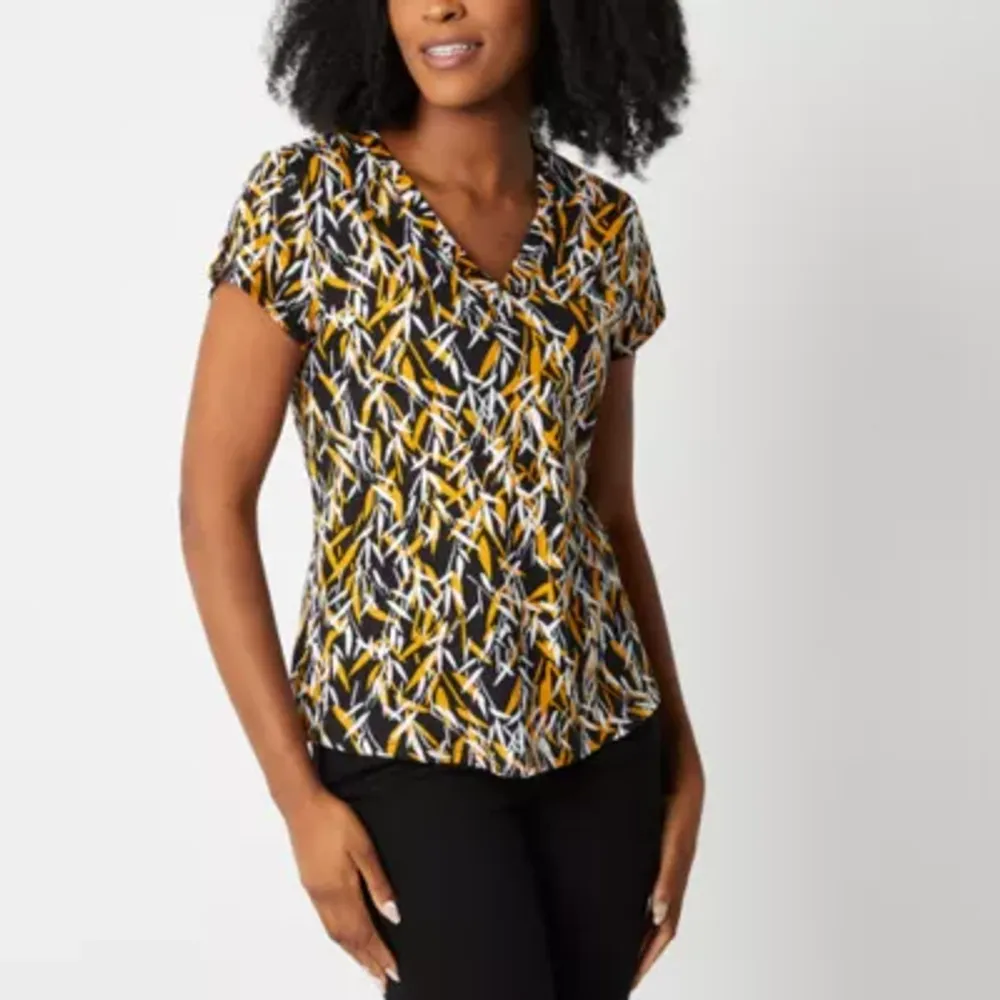 Medium Tops for Women - JCPenney