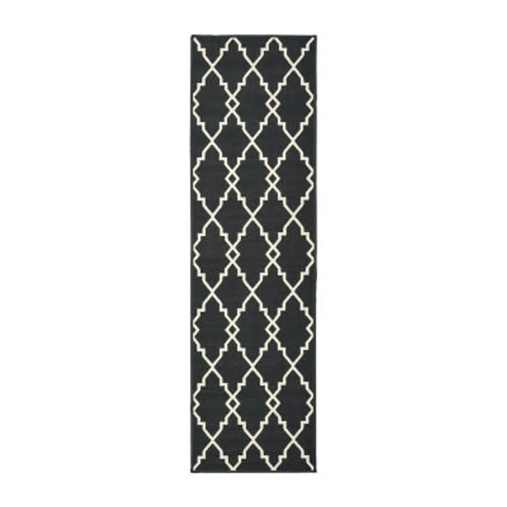 Covington Home Martinique Intricate Trellis 2'3"X7'6" Indoor Outdoor Rectangular Runner