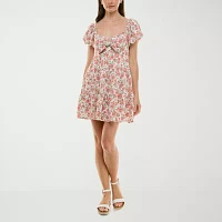Trixxi Womens Short Sleeve Floral Fit + Flare Dress Juniors