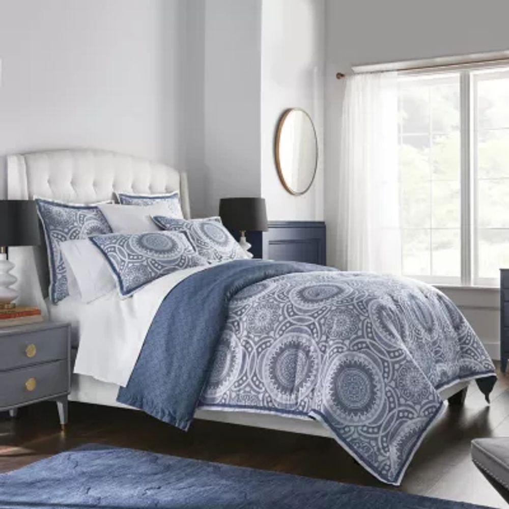 Liz Claiborne Marion 3-pc. Medallion Midweight Reversible Comforter Set