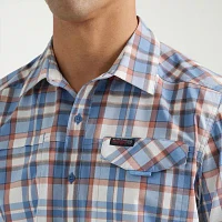 Wrangler Aysmmetric Utility Mens Moisture Wicking Regular Fit Short Sleeve Plaid Button-Down Shirt