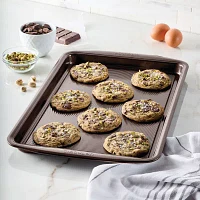 Circulon® Nonstick Bakeware, 11X17-Inch Cookie Sheet, Chocolate