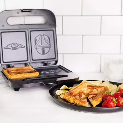 Star Wars The Mandalorian Sandwich Maker