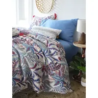 Distant Lands Dahlia Comforter Set