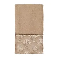 Avanti Deco Shell Rattan Embellished Bordered Bath Towel