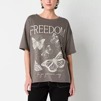 Juniors Cosmic Butterfly Oversized Tee Womens Crew Neck Short Sleeve Graphic T-Shirt