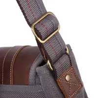 Turtle Ridge 4-Pocket Crossbody