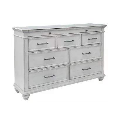 Signature Design by Ashley® Kaelyn 7-Drawer Dresser