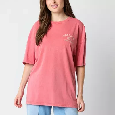 New World Juniors Montauk Hamptons Social Club Oversized Tee Womens Crew Neck Short Sleeve Graphic T-Shirt