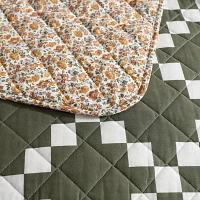 Eddie Bauer Diamond Floral Quilt Set