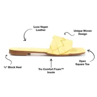 Journee Collection Womens Cassay Flat Sandals