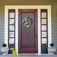 Northlight 24in Hellebores And Ivy Floral Indoor Christmas Wreath