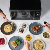 Farberware Classic FMO11AHTBSB 1.1 Cu. Ft 1000-Watt Microwave Oven