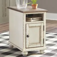 Signature Design by Ashley® Realyn Chair Side Table