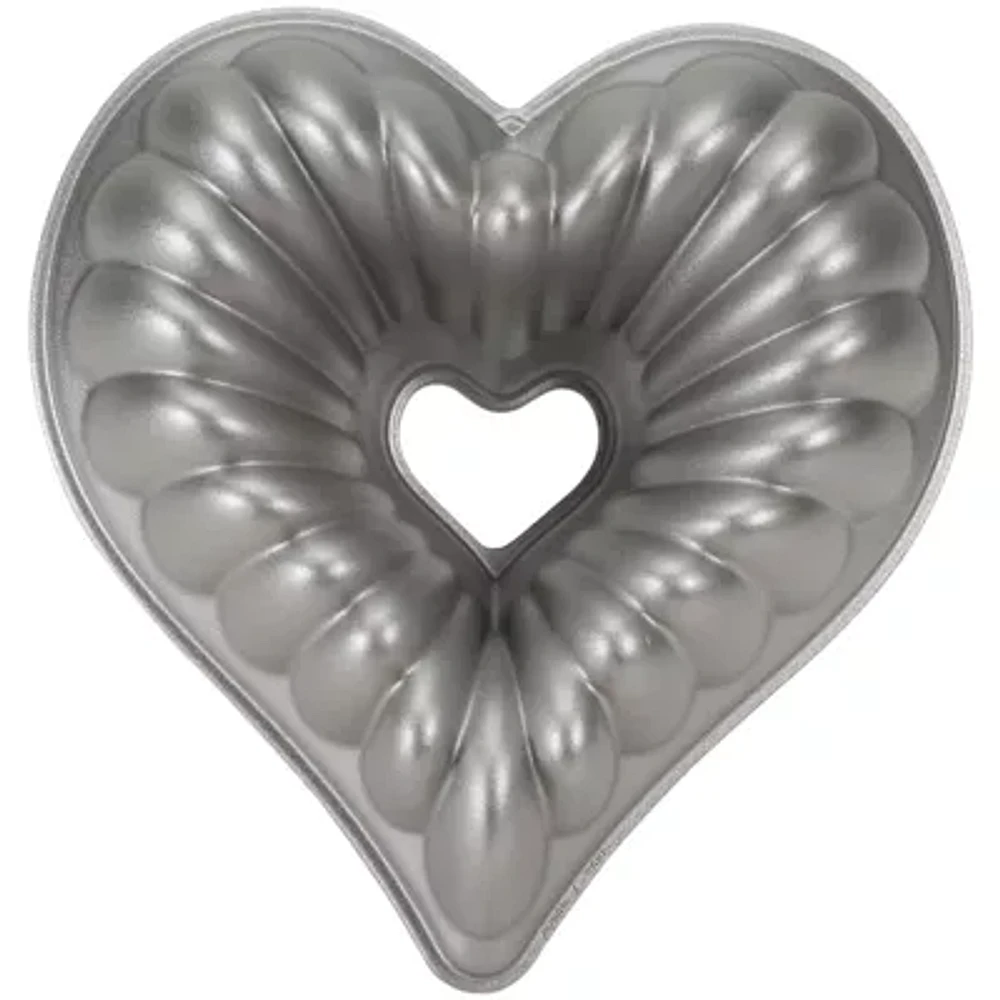 Nordicware Elegant Heart Bundt Pan