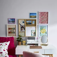 Pink Sky 5 X 7 Scallop Edge Pink Acrylic 1-Opening Tabletop Frame