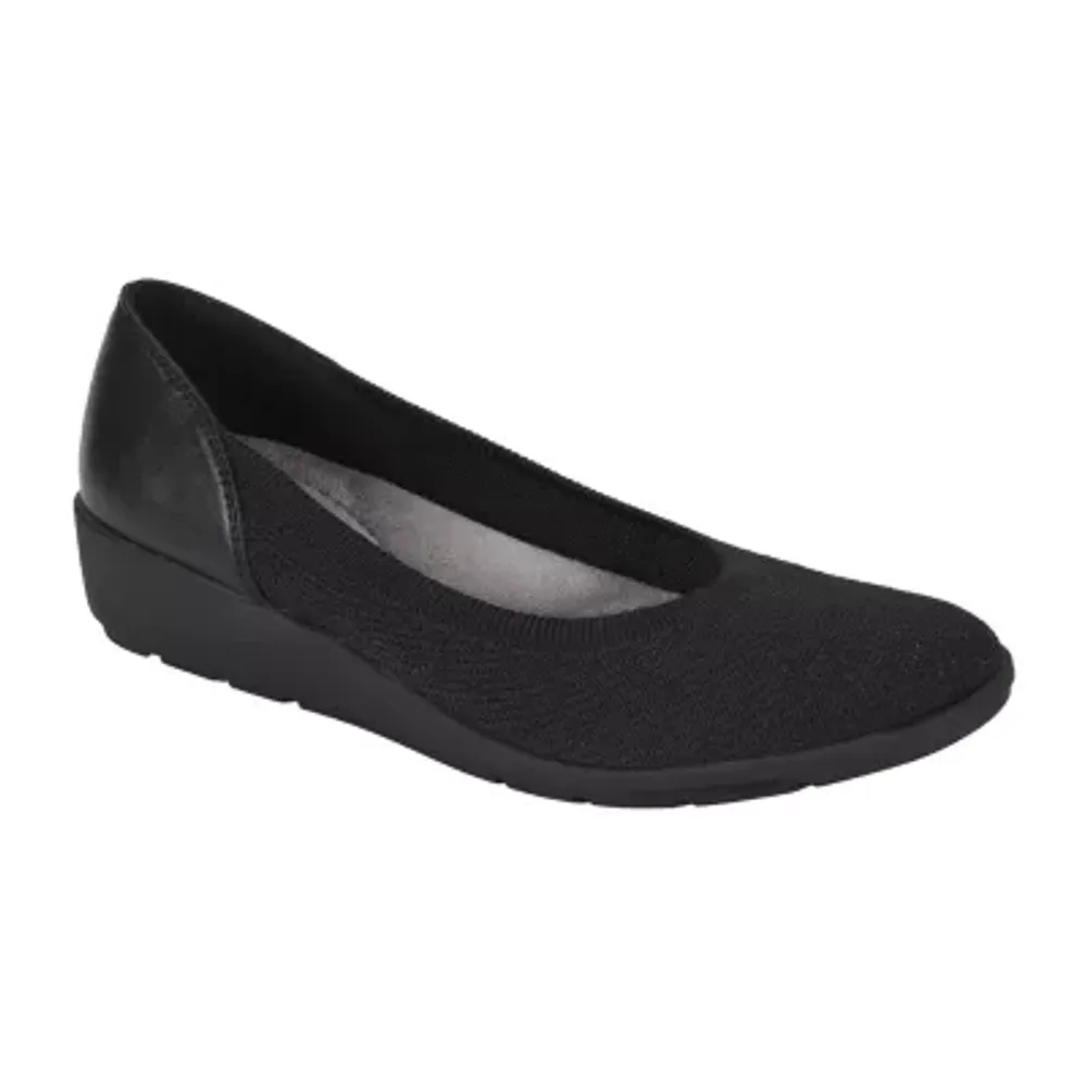 Baretraps Womens Marily Slip-On Shoe