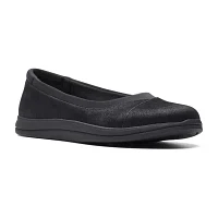 Clarks Womens Breeze Ayla Closed Toe Slip-On Shoe