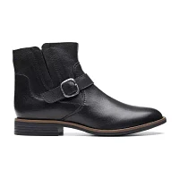 Clarks Womens Camzin Loop Flat Heel Booties