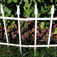 Net Health Shops Border Fence Panels 5-Piece Metal Yard Stake