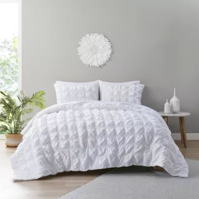Clean Spaces Hudson Seersucker Complete Comforter and Sheet Set