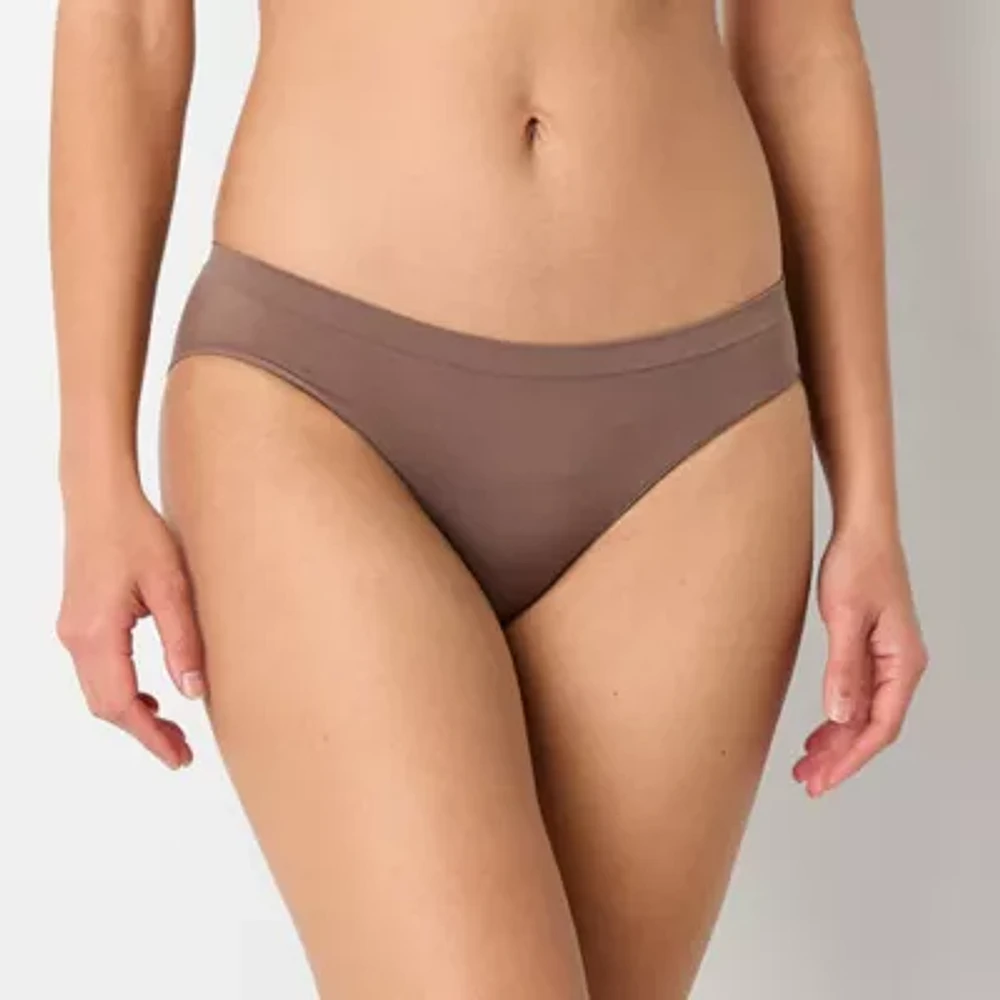 Ambrielle Seamless Bikini Panty