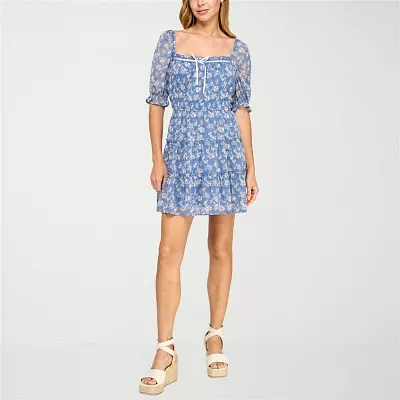 Trixxi Womens Short Sleeve Floral Fit + Flare Dress Juniors