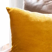 Safavieh Kelsa Square Throw Pillows