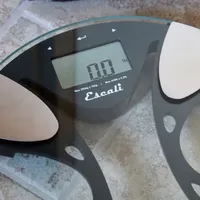 Escali Round Body Fat And Body Water Digital Display Bathroom Scale