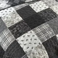 Your Lifestyle By Donna Sharp London Quilt Set