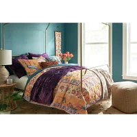 Distant Lands Ophelia Quilt Set