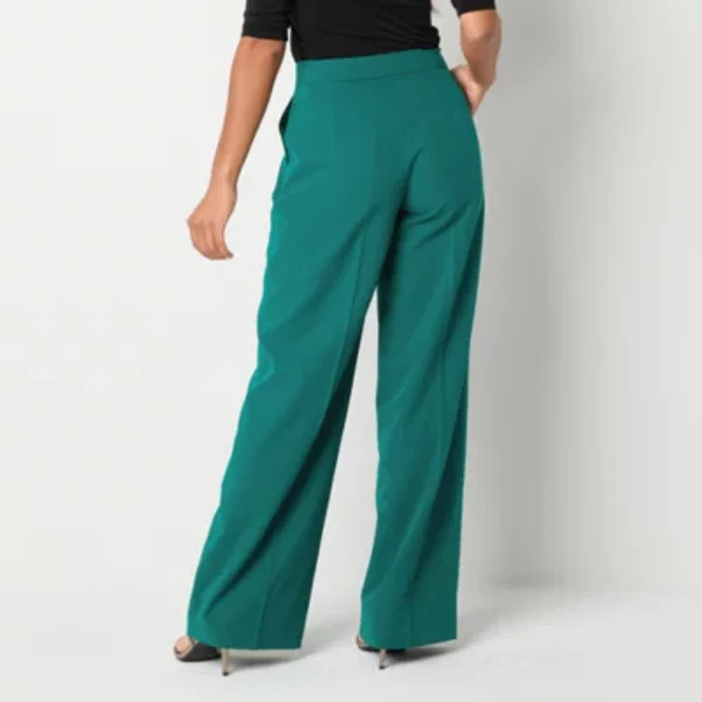 Bold Elements Wide Leg Pleated Pant