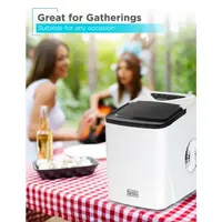 BLACK+DECKER Self-Cleaning Portable Ice Machine with 26-Lb. Capacity Every 24 Hours with Basket & Scoop