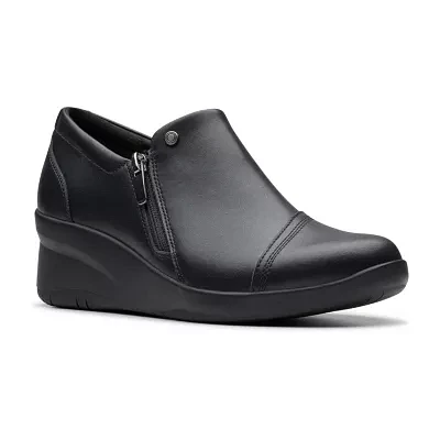 Clarks Womens Suttyn Zip Slip-On Shoe