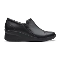 Clarks Womens Suttyn Zip Slip-On Shoe