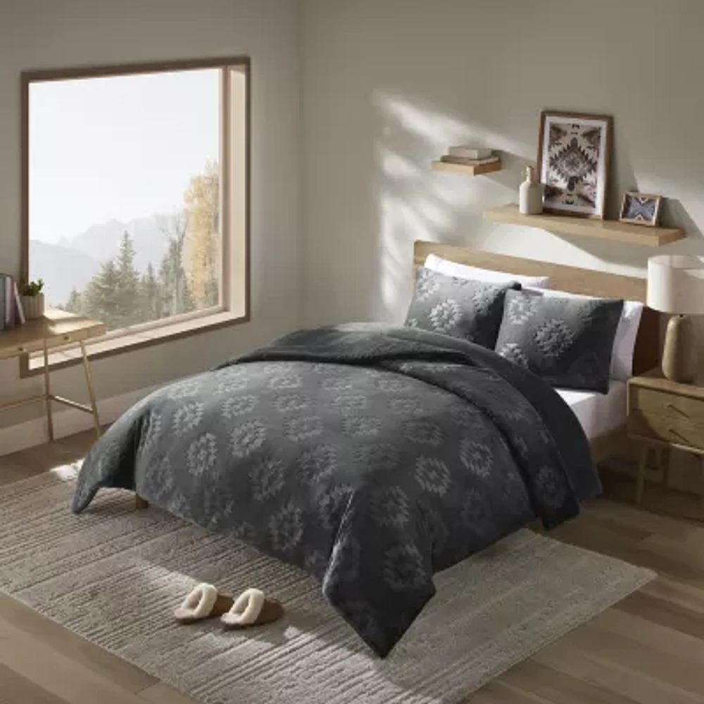 Bearpaw Kingvale Chenille Embossed 3-pc. Comforter Set