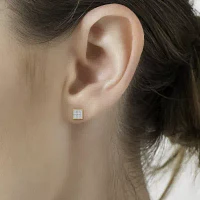 1/4 CT. T.W. Natural White Diamond 10K Gold 8.7mm Stud Earrings