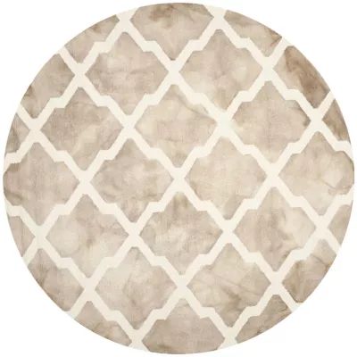 Safavieh Dip Dye Collection Petra Geometric Round Area Rug