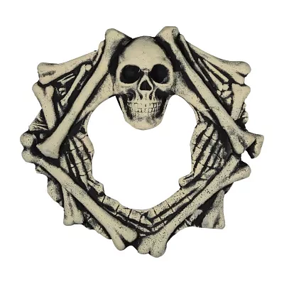 Northlight 18in Skull Head And Bones Indoor Wreath