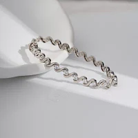 Diamonart Womens Cubic Zirconia Sterling Silver 7.25 Inch Tennis Bracelet