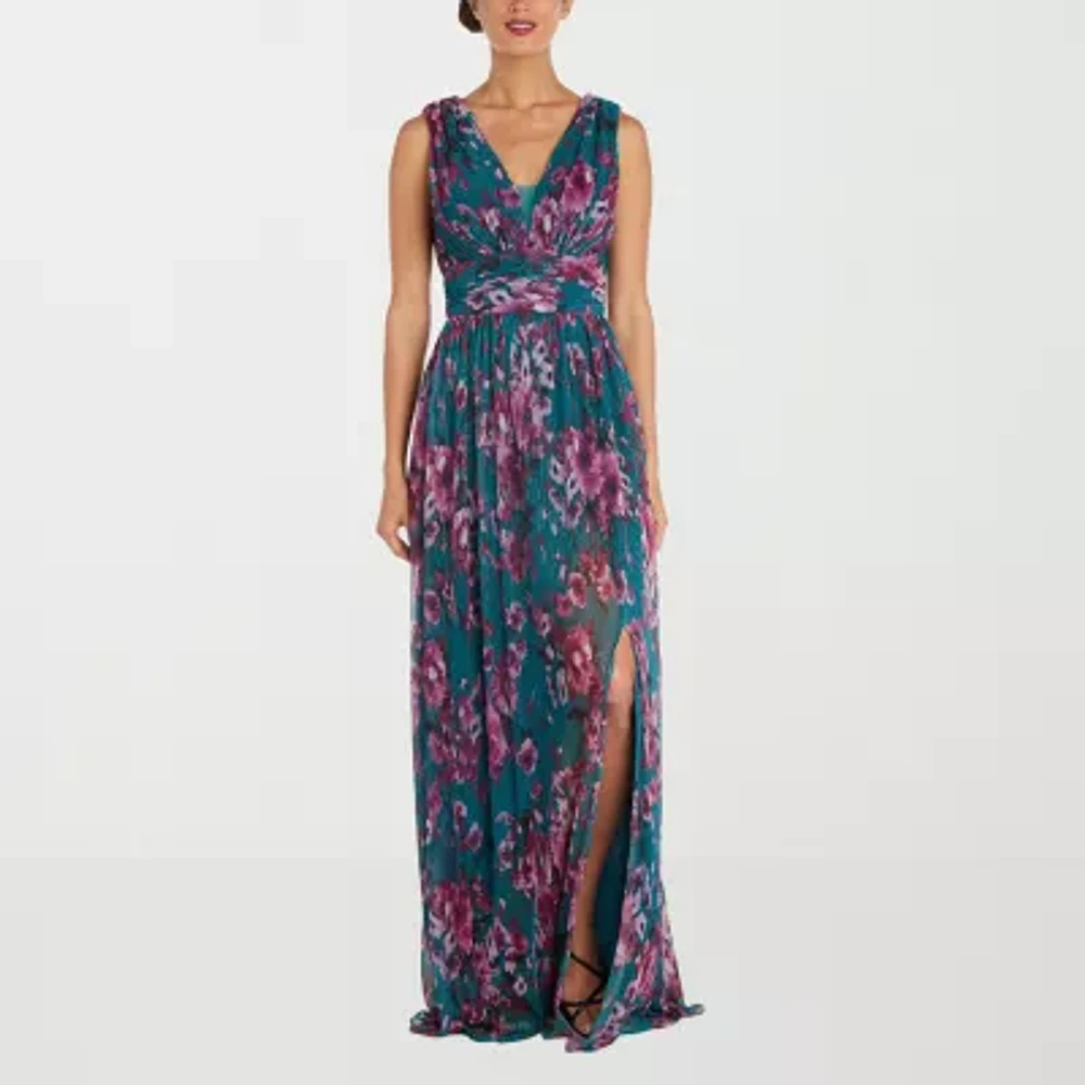 R & M Richards Womens Sleeveless Floral Evening Gown