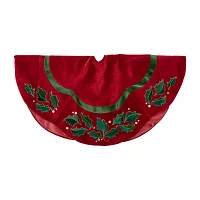 Northlight 48in Holly Indoor Tree Skirt