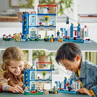 City Police Training Academy Building Toy Set (823 Pieces)