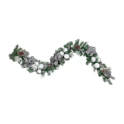 Northlight Frosted Pine Indoor Christmas Garland