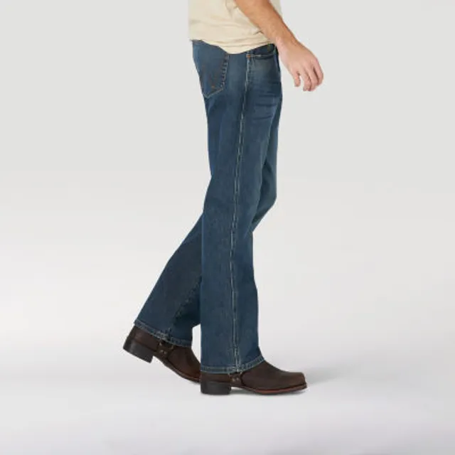 Wrangler® Mens Stretch Slim Fit Bootcut Jean | Plaza Las Americas