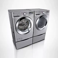 LG ENERGY STAR® 4.5 cu. ft. Ultra-Large Capacity Front-Load Washer with Steam