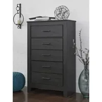 Signature Design by Ashley® Brinxton 5-Drawer Chest