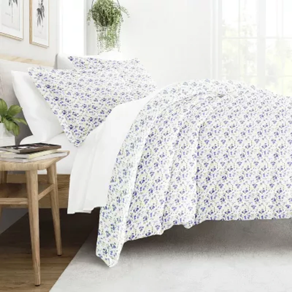 Casual Comfort Patterned Down Alternative Complete Bedding Set with Sheets