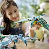 LEGO Avatar Jake & Neytiri’s First Banshee Flight 75572 Building Set (572 Pieces)