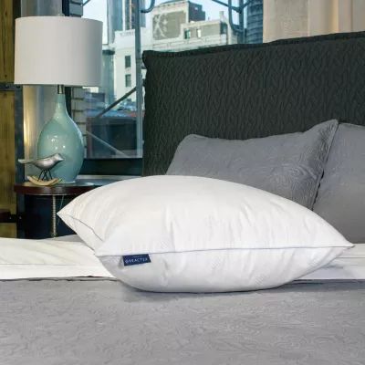 SensorPEDIC Epic Chill Powered by REACTEX Cooling Supportive Fiber Pillow